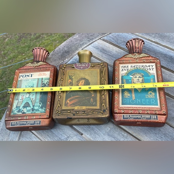 Set of 3 Jim Beam Collectible Bottles / Decanters - Picture 4 of 6